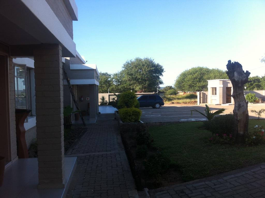 Hill View Inn Serowe Dış mekan fotoğraf