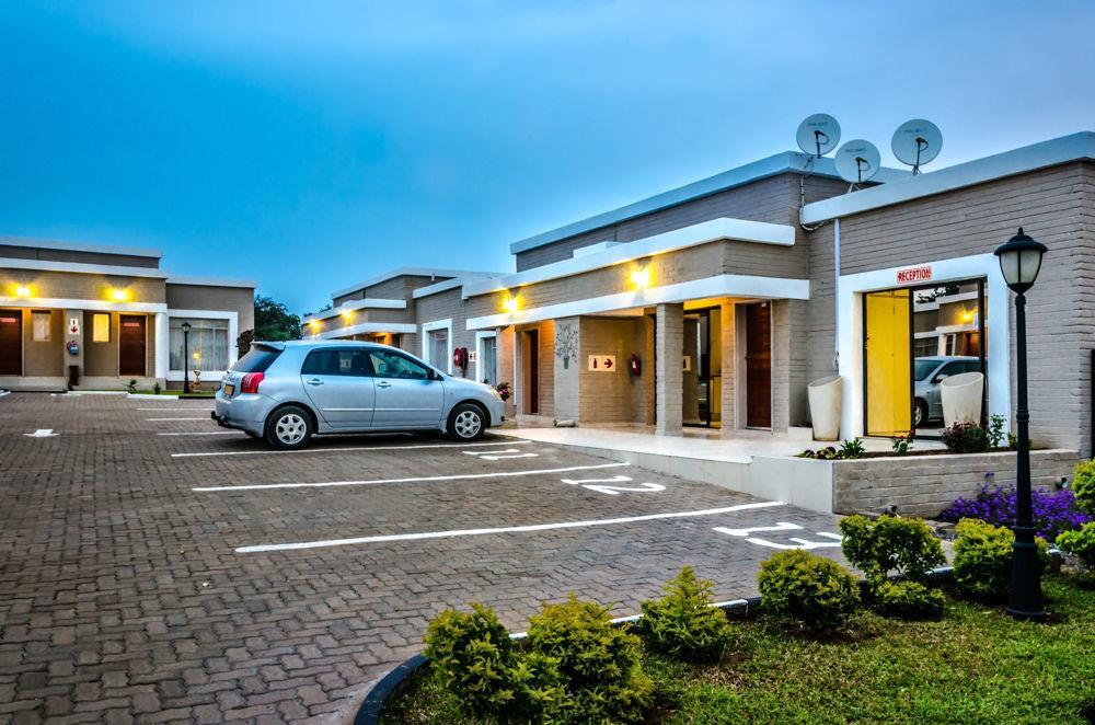 Hill View Inn Serowe Dış mekan fotoğraf