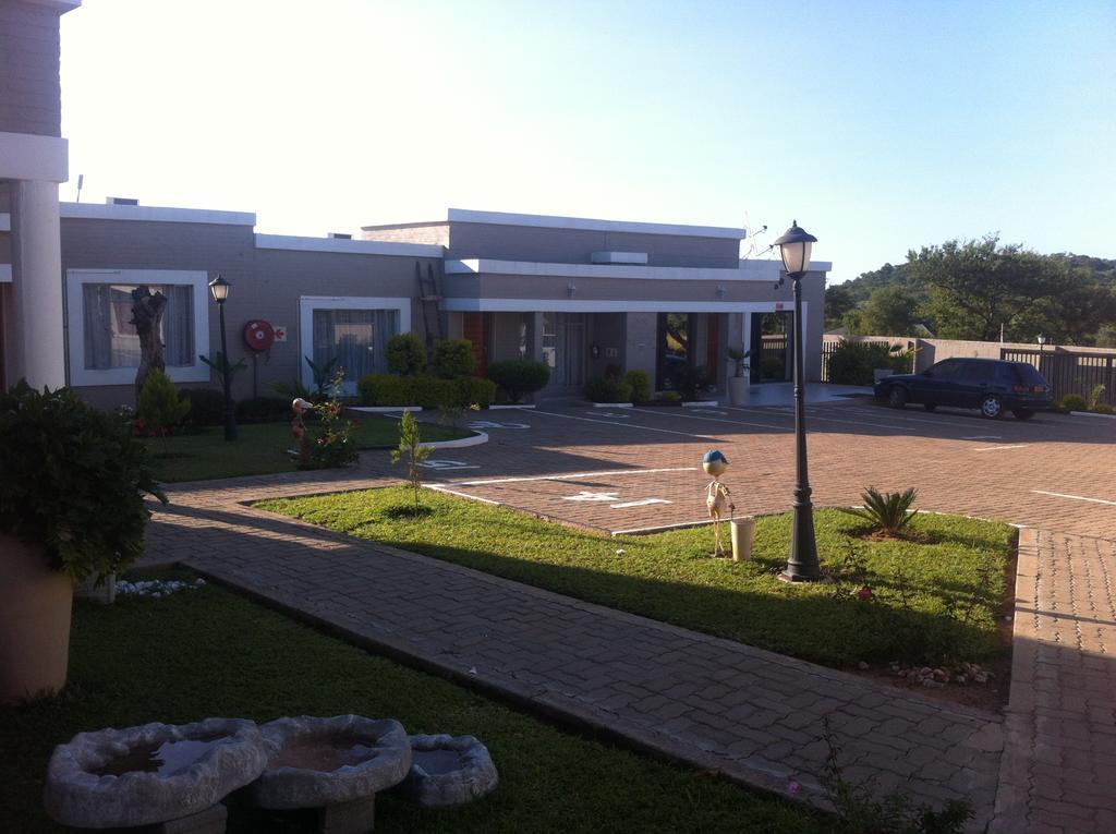 Hill View Inn Serowe Dış mekan fotoğraf