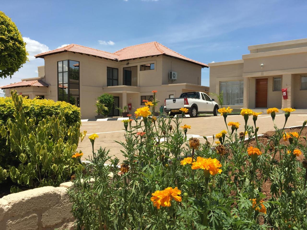 Hill View Inn Serowe Dış mekan fotoğraf
